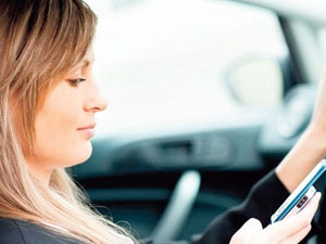 Arabada kullanmak daha tehlikeli!