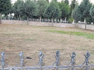 O mezarlık boş kaldı, herkes mutlu