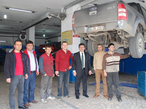 Çelik: Hizmetleri kepçeyle sunacağız