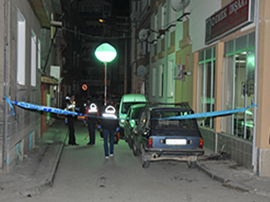 Sokakta el bombası patladı!