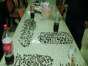 Kola şişesinden tarihi eser çıktı