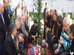 Kadir Özcan'ı yalnız bırakmadılar