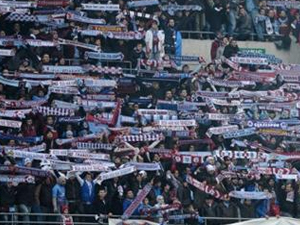 TS taraftarı salonu inletecek