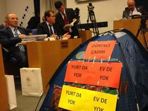 CHP Meclis'e çadır kurdu