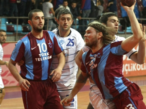 Fırtına Hentbolda galip