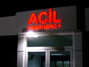 Düğün yemeğinden 80 kişi zehirlendi