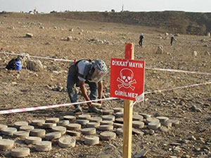 Sınırda kaç yüz bin mayın...