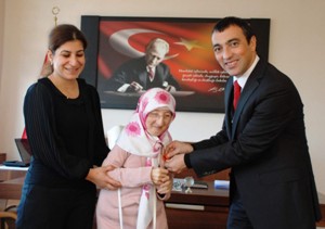 Oflu Emine'yi hayata bağladılar