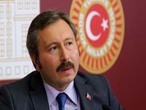 AKP üyeliği olmazsa olmaz değil