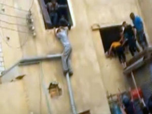 Karakoldan "silah çaldılar"