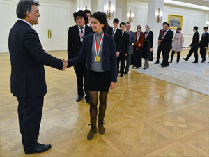 Köşkte dikkat çeken detay!