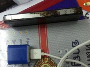 iPhone'la konuşurken çarpılarak öldü