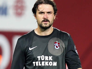 Onur'a göz koydular