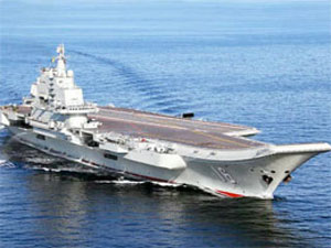 Çin'in ilk uçak gemisi suları ısındırdı