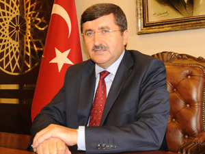 Vali Öz: Burak Yılmaz'ı aramam...