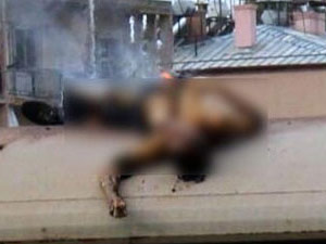 DEHŞET! Vagonda ölüm pozu...