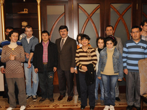 Engellilerden Vali Öz'e ziyaret