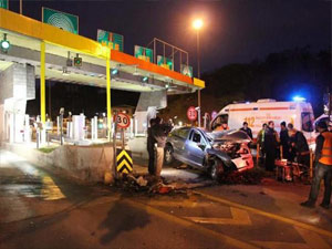 Gişelerde feci kaza