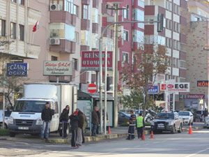 Beşirli'de trafik lambaları sonunda takıldı!