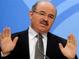 AKP'li Çelik Bakanı azarlayan Göktaş'a sert çıktı