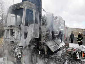 Yangına uyurken yakalandılar