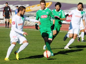 Giresunspor deplasmandan 1 puan ile döndü