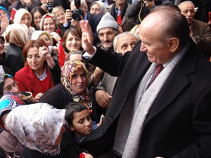 Topbaş'tan Sarıgül'e Trabzon'dan...