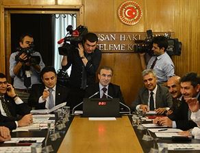 "Örgüt liderleri muhatap alınmalı"