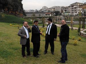 Altunbaş projeleri yerinde inceliyor