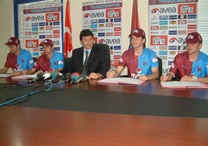 TS'de 4 imza atıldı