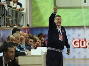 Ahmet Kaynak takımına güveniyor