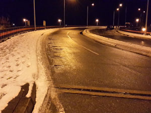 Trabzon'da buzlanma kazaya neden oldu!