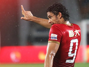 Elkeson Trabzonspor'a nazlanıyor!