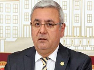 Metiner: Başka istifalar da gelebilir!