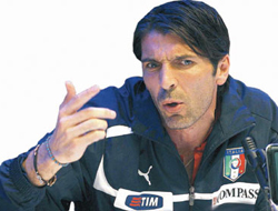 Buffon, Trabzonspor'dan çekiniyor