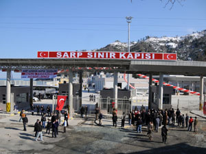 Sarp sınır kapısında rekor