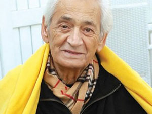 Adnan Şenses vefat etti