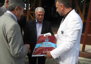 Cemaatin önemli ismi Başbakan'a sahip çıktı!