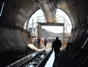 Yol çalışmasında kaza: 2 yaralı