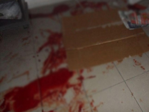 Akaryakıt istasyonunda gaspçı dehşeti