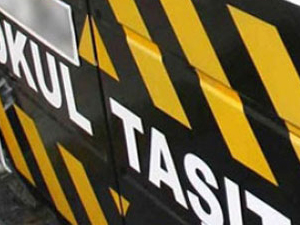 Öğrenci servisi devrildi: 4'ü ağır, 18 yaralı