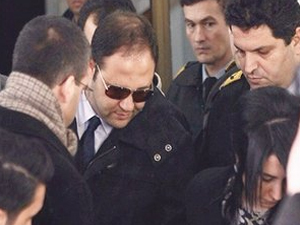 Bakan çocuklarına yeni yıl hediyesi (!)