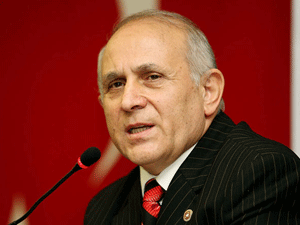 Burhan Kuzu o sözlerine açıklık getirdi!