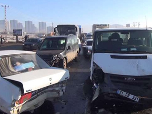 60 araç birbirine girdi!