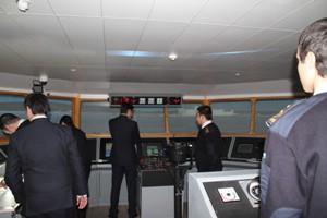 Denize açılmadan Dünya'yı geziyorlar