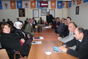 AKP yeni yönetimi belirledi