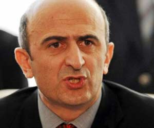 'İlk kez Meclis'te dayak yedim'