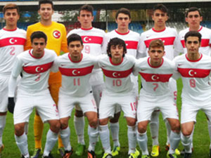 U16 milli takımında 2 TS'li