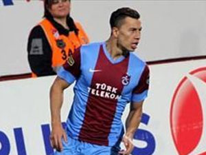 Akçay Emre'nin sorununu açıkladı