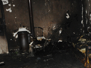 Gecekondu yangını bir aileyi yok etti